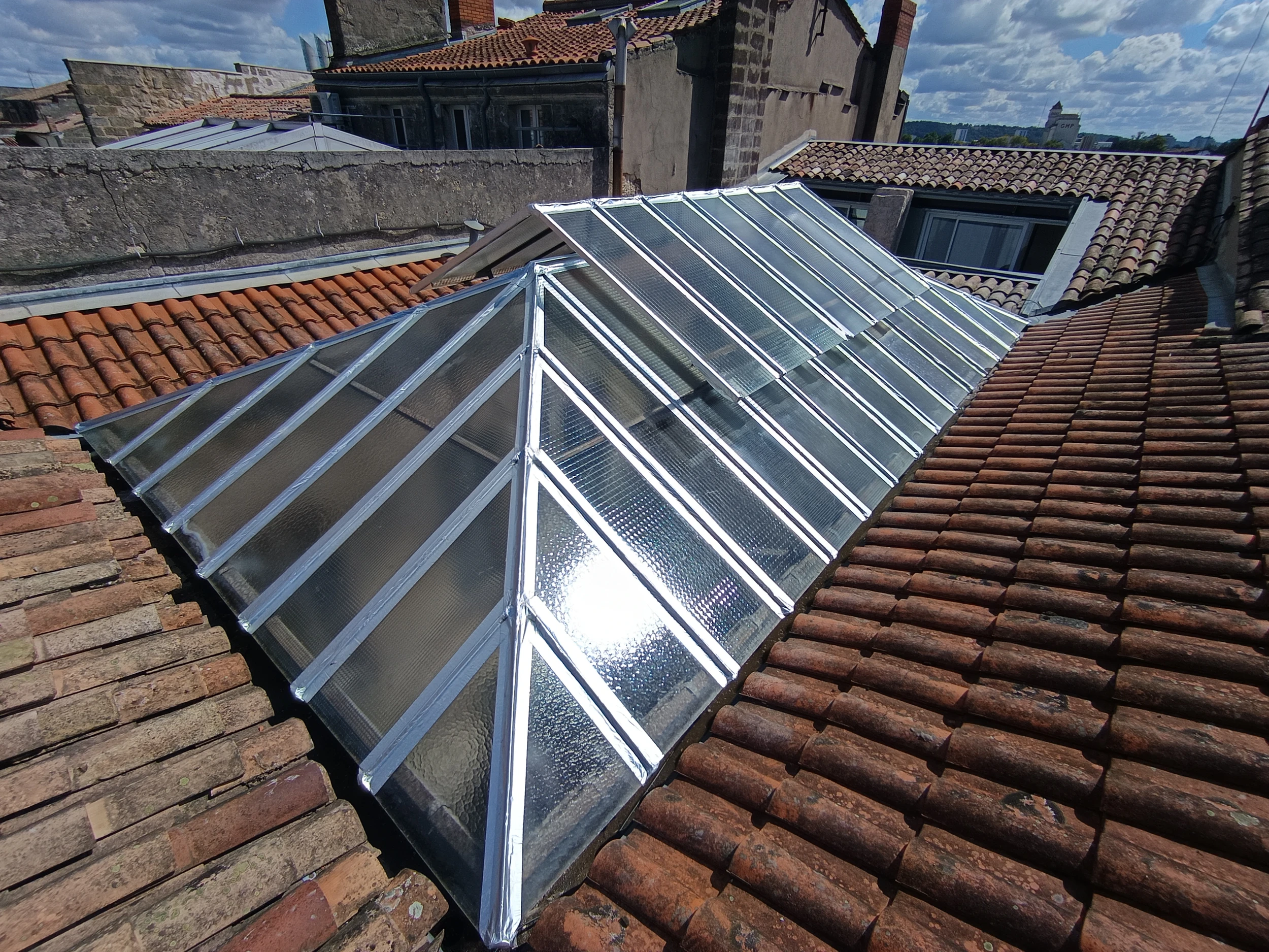 Rénovation complète d’une verrière en toiture